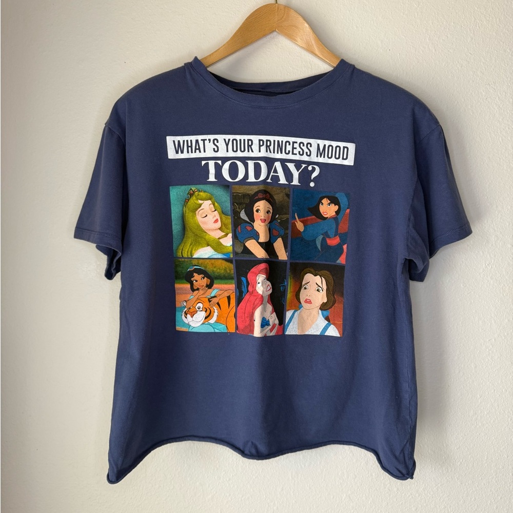 Disney Princess T-Shirt size L
